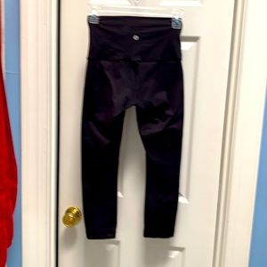 Lululemon High Rise Wunder Understand Size 4